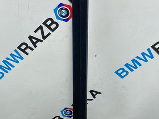 Уплотнитель стекла BMW X7 G07 [рестайлинг] G07 2024, 4.0 л., дизель, АКПП, 416, внедорожник 5 дв., полный привод, 7431139