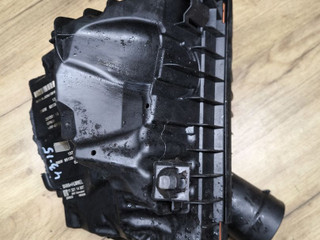 корпус воздушного фильтра BMW 1 серия F40 2023, 1.5 л., B37 C15 A, дизель, skyscraper grau metallic (c4w), хетчбэк 5 дв., передний привод, 8513916, 13718513916