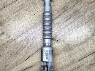 рулевой карданчик BMW 1 серия F40 2023, 1.5 л., B37 C15 A, дизель, skyscraper grau metallic (c4w), хетчбэк 5 дв., передний привод, 6872145