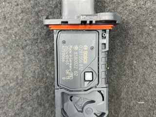 расходомер воздуха BMW X7 G07 [рестайлинг] G07 2024, 4.0 л., дизель, АКПП, 416, внедорожник 5 дв., полный привод, 8580022