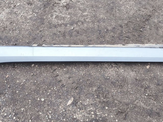накладка на порог BMW 1 серия F40 2023, 1.5 л., B37 C15 A, дизель, skyscraper grau metallic (c4w), хетчбэк 5 дв., передний привод