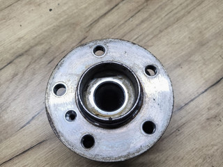 ступица передняя BMW 1 серия F40 2023, 1.5 л., B37 C15 A, дизель, skyscraper grau metallic (c4w), хетчбэк 5 дв., передний привод