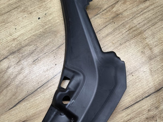 водосток крышки багажника BMW 1 серия F40 2023, 1.5 л., B37 C15 A, дизель, skyscraper grau metallic (c4w), хетчбэк 5 дв., передний привод, 51137466500, 7466500