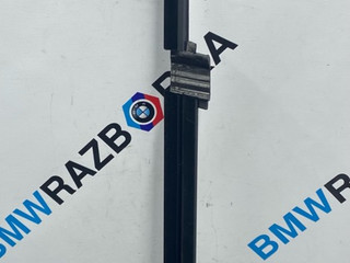 Уплотнитель стекла BMW X5 G05 [рестайлинг] G05 2024, 3.0 л., B57 D30 B, дизель, 416, полный привод, 7428693