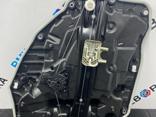 стеклоподъемник задний левый BMW X5 G05 [рестайлинг] G05 2024, 3.0 л., B57 D30 B, дизель, 416, полный привод, 9450785