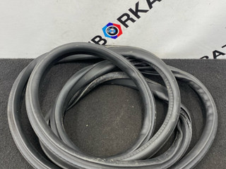 уплотнитель двери BMW M2 G87 2024, 3.0 л., S58B30A, бензин, brooklyn grau metallic (c4p), купе, задний привод, правый руль, 7482813