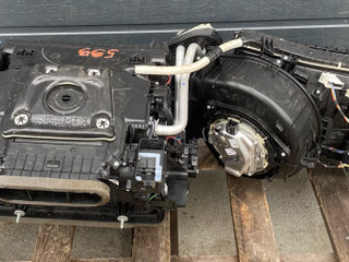отопитель в сборе (печка) BMW M2 G87 2024, 3.0 л., S58B30A, бензин, brooklyn grau metallic (c4p), купе, задний привод, правый руль, 7942073
