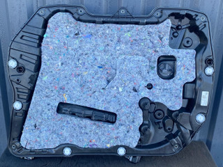 стеклоподъемник передний правый BMW X5 G05 [рестайлинг] G05 2024, 3.0 л., B57 D30 B, дизель, АКПП, 475, внедорожник 5 дв., полный привод, правый руль, 9450784
