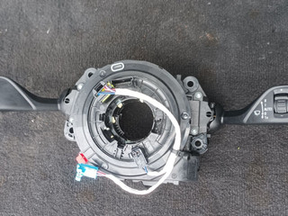 переключатель подрулевой (стрекоза) BMW X5 G05 [рестайлинг] G05 2024, 3.0 л., B57 D30 B, дизель, АКПП, 475, внедорожник 5 дв., полный привод, правый руль, 5A819E9