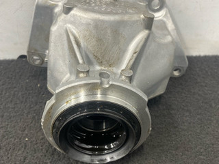 кронштейн полуоси BMW X7 G07 [рестайлинг] G07 2024, 4.0 л., дизель, АКПП, 416, внедорожник 5 дв., полный привод, 8839267