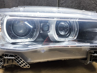 фара правая BMW X5 F15 2014, 4.0 л., дизель, АКПП, rubinschwarz metallic (x03), внедорожник 5 дв., полный привод, 7317104