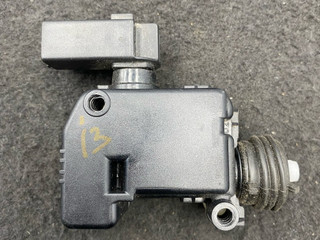 электропривод замка капота BMW i3 L01 2016, 7299166
