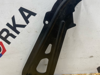 кронштейн (крепление) BMW X5 G05 2021, 8647981