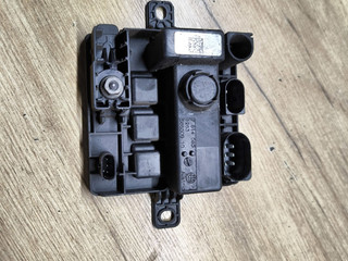 Блок питания BMW i8 I12 2015, 1.5 л., гибрид, полный привод, 12637614585, 7614585