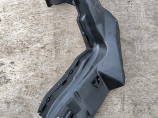 воздуховод BMW i8 I12 2015, 1.5 л., гибрид, полный привод, 51437364174, 7364174