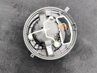 моторчик печки BMW i8 I12 2015, 1.5 л., гибрид, полный привод, 64119303693, 9303693