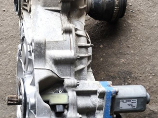раздаточная коробка BMW i8 I12 2015, 1.5 л., гибрид, полный привод, 27208602091, 8602091