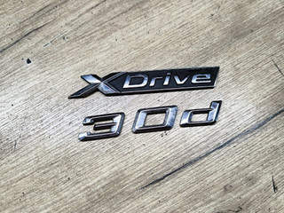 эмблема BMW X5 G05 2019, 3.0 л., B57 D30 A, дизель, АКПП, внедорожник 5 дв., полный привод