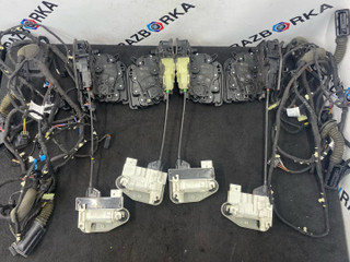 замок двери BMW X7 G07 2019, 4.0 л., бензин, АКПП, c27, внедорожник 5 дв., полный привод, 7477712, 7477711, 7477708, 7477709, 7444676, 7444675, 7444678, 7444677, 8732671, 8714811, 8714797
