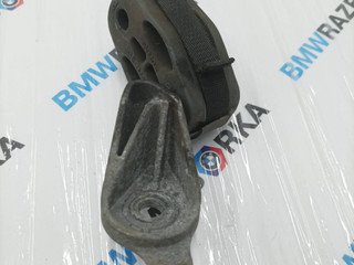 кронштейн глушителя BMW 8 серия G14/G15 G15 2019, 4.0 л., дизель, купе, полный привод, 18308513515, 8582062