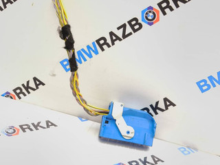 разъем (фишка) проводки BMW i8 I12 2015, 1.5 л., гибрид, полный привод, 6920072