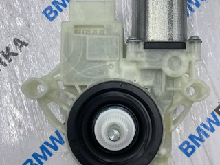 моторчик стеклоподъемника передний правый BMW X6 G06 2020, 3.0 л., B57 D30 B, дизель, АКПП, с27, внедорожник 5 дв., полный привод, 9450070