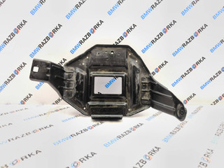 крепление аккумулятора BMW 8 серия G14/G15 G14 2019, 4.0 л., дизель, АКПП, 475, кабриолет, полный привод, 9323630