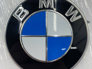 эмблема BMW M3 G80/G81 G80 2023, 3.0 л., S58B30A, бензин, АКПП, c4p, седан, задний привод, правый руль, 7463715