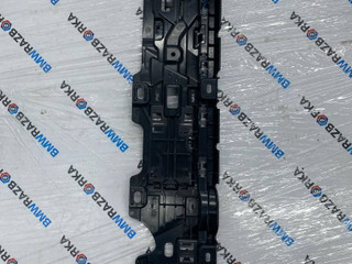 Кронштейн крепления порога BMW i5 G60 2024, электро, АКПП, седан, 5A1C2C4