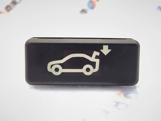 кнопка открытия багажника BMW X6 E71 [рестайлинг] E71 2012, 3.0 л., N57 D30 C, дизель, АКПП, 475, внедорожник 5 дв., полный привод, 8375580