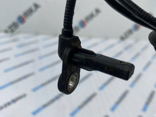 датчик ABS Mercedes-Benz V-Класс W447 [рестайлинг] W447 2024, 2.0 л., OM 654.920, дизель, АКПП, черный обсидиан металлик mb 9197, микроавтобус, задний привод, 4479056802, A4479056802