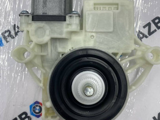 моторчик стеклоподъемника задний правый BMW X5 G05 2021, 3.0 л., бензин, АКПП, с27, внедорожник 5 дв., полный привод, правый руль, 9450072