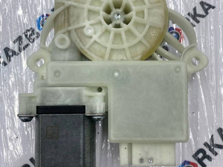 моторчик стеклоподъемника передний левый BMW X5 G05 2021, 3.0 л., бензин, АКПП, с27, внедорожник 5 дв., полный привод, правый руль, 9450069