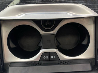 подстаканник BMW X5 G05 [рестайлинг] G05 2023, 3.0 л., B58B30, бензин, 475, полный привод, 6827173, 5A34FE9