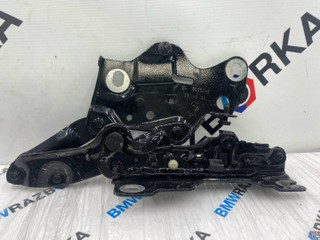 петля капота правая BMW X5 G05 [рестайлинг] G05 2023, 3.0 л., B58B30, бензин, 475, полный привод, 7418202