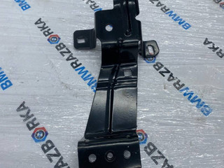 кронштейн (крепление) BMW X5 G05 2021, 3.0 л., бензин, АКПП, с27, внедорожник 5 дв., полный привод, правый руль, 7446998
