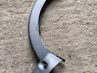 накладка петли багажника левая BMW M4 G82/G83 G82 2023, 3.0 л., S58B30A, бензин, купе, полный привод, 7487631