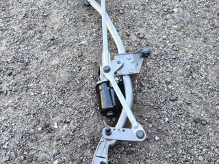 механизм стеклоочистителя (трапеция дворников) BMW M3 G80/G81 G80 2023, 3.0 л., S58B30A, бензин, АКПП, c4g, седан, полный привод, правый руль, 7427910