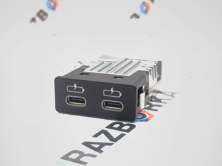 разъем AUX / USB BMW M3 G80/G81 G80 2023, 3.0 л., S58B30A, бензин, АКПП, c4g, седан, полный привод, правый руль, 8711938, 84108711938