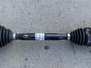 полуось передняя левая (приводной вал, ШРУС) BMW X5 G05 [рестайлинг] G05 2025, 3.0 л., B57 D30 B, дизель, АКПП, c35, внедорожник 5 дв., полный привод, 8486201