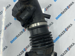 патрубок турбины BMW X5 G05 2021, 3.0 л., бензин, АКПП, с27, внедорожник 5 дв., полный привод, правый руль, 7643302, 13717643302