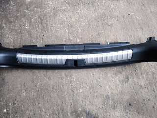 накладка внутренняя на заднюю панель кузова BMW X6 F16 2015, 3.0 л., N57 D30 C, дизель, АКПП, a96, внедорожник 5 дв., полный привод, 7314704