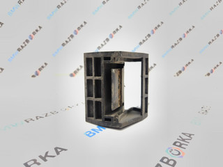 кронштейн радиатора BMW X6 F16 2015, 3.0 л., N57 D30 C, дизель, АКПП, a96, внедорожник 5 дв., полный привод, 7533537