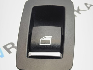 кнопка стеклоподъемника двери задней BMW X6 F16 2015, 3.0 л., N57 D30 C, дизель, АКПП, a96, внедорожник 5 дв., полный привод, 9361936