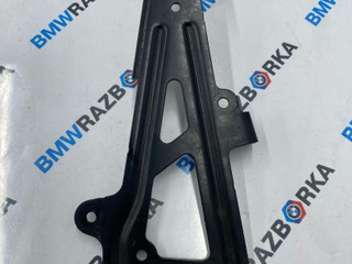 кронштейн (крепление) BMW 1 серия F20/F21 [2-й рестайлинг] F20 2019, 3.0 л., i, B58 B30 A, бензин, АКПП, купе, задний привод, правый руль, 8602078