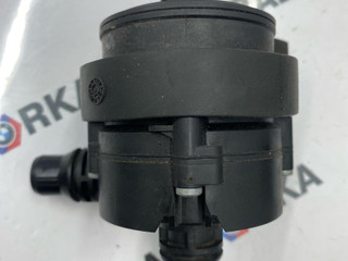 насос антифриза дополнительный BMW 1 серия F20/F21 [2-й рестайлинг] F20 2019, 3.0 л., i, B58 B30 A, бензин, АКПП, купе, задний привод, правый руль, 8605322