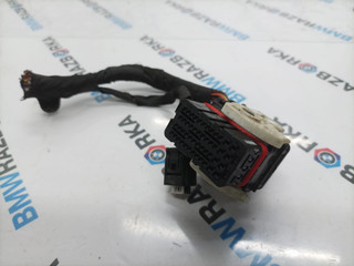 разъем (фишка) проводки BMW X5 G05 2021, 3.0 л., бензин, АКПП, с27, внедорожник 5 дв., полный привод, правый руль, 860690