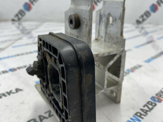 кронштейн радиатора BMW X5 G05 [рестайлинг] G05 2025, 3.0 л., B57 D30 B, дизель, АКПП, внедорожник 5 дв., 8642754, 7421636