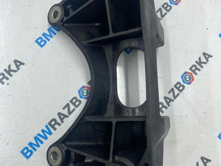 кронштейн КПП Mercedes-Benz V-Класс W447 [рестайлинг] W447 2024, 2.0 л., OM 654.920, дизель, АКПП, черный обсидиан металлик mb 9197, микроавтобус, задний привод, A2052420440