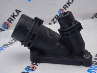 фланец (тройник) системы охлаждения BMW 7 серия F01/F02 F01 2009, 3.0 л., N57 D30 A, дизель, АКПП, 7800048